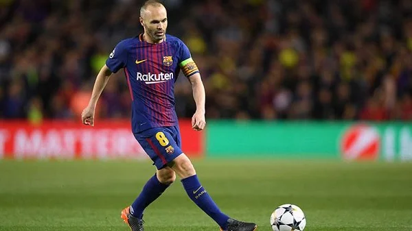 Cựu đội trưởng Andres Iniesta của Barcelona