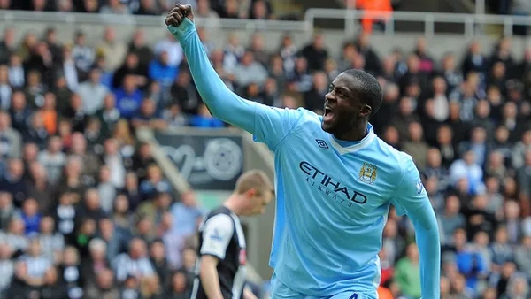 Đội hình xuất sắc nhất Manchester City: Tiền vệ Yaya Toure