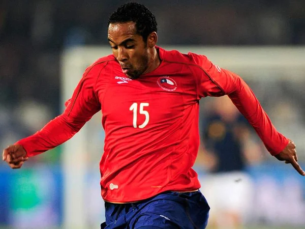 Jean Beausejour là hậu vệ có thể hình tốt tại Chile