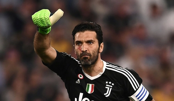 Gianluigi Buffon (Italia)