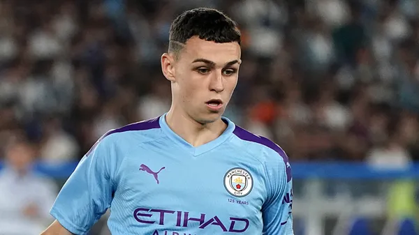 Tiền vệ Phil Foden