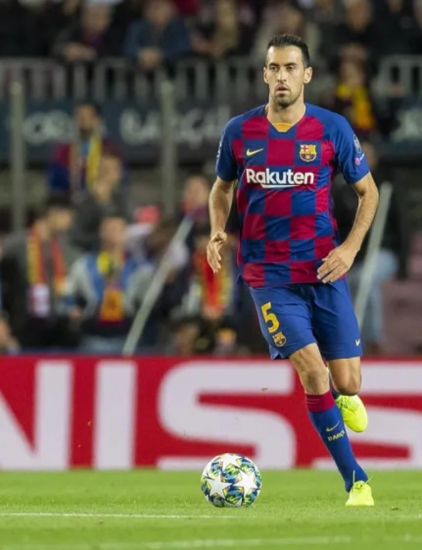 Tiền vệ Sergio Busquets Burgos