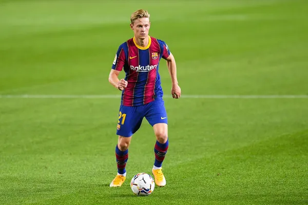 Tiền vệ Frenkie De Jong