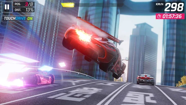 Khâu đồ họa và âm thanh được Gameloft đầu tư kỹ lưỡng cho Asphalt 9: Legend